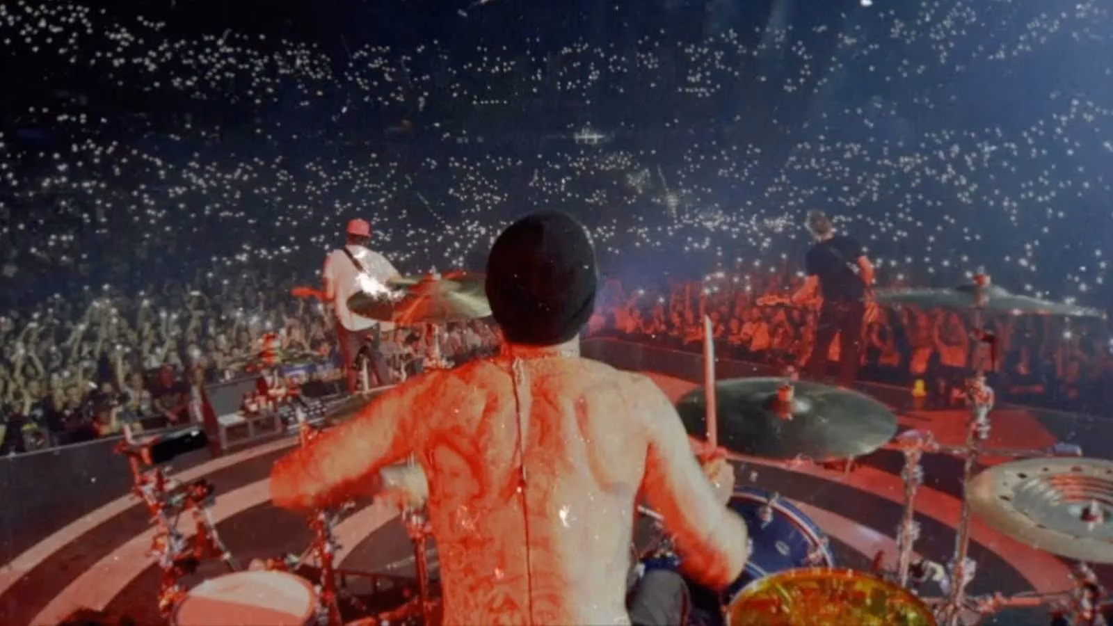 travis-barker-that-insane-45-minute-audition-that-changed-punk-history-image-0